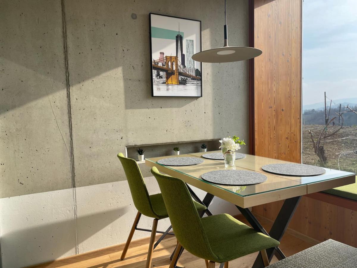 *Brandnew* Modernes Apartment In Den Weinbergen Mit Pool Und Sauna Spielfeld Eksteriør billede